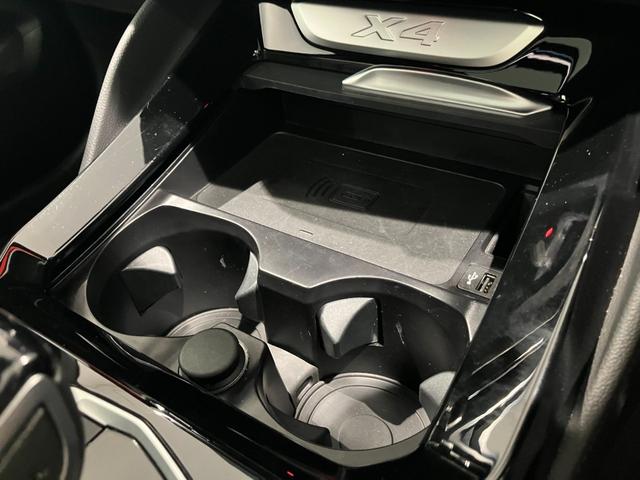 X4 xDrive 20d Mスポーツ 【正規認定中古車】【全国正規ディーラー保証付/2年・走行距離無制限】サンルーフ/LCI後期モデル/黒革電動シート/ステアリングヒーター/19インチホイール/トップビューカメラ/禁煙/アンビエントライト(33枚目)