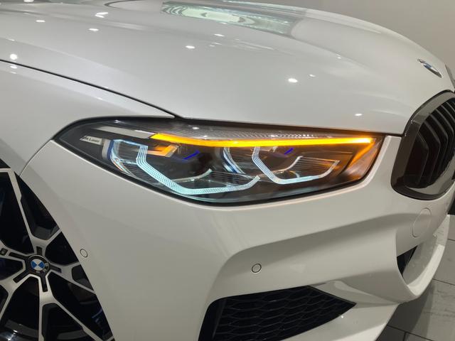 ８シリーズ ８４０ｉ　グランクーペ　Ｍスポーツ　【正規認定中古車】【全国正規ディーラー保証付／２年・走行距離無制限】サンルーフ／レーザーライト／茶革電動シート／ＨａｒｍａｎＫａｒｄｏｎ／シートクーラー／フルセグＴＶ／２０インチホイール／禁煙／（10枚目）