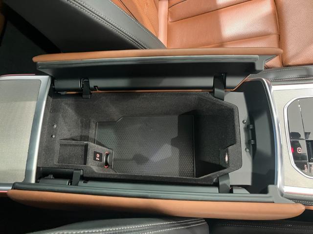 ８シリーズ ８４０ｉ　グランクーペ　Ｍスポーツ　【正規認定中古車】【全国正規ディーラー保証付／２年・走行距離無制限】サンルーフ／レーザーライト／茶革電動シート／ＨａｒｍａｎＫａｒｄｏｎ／シートクーラー／フルセグＴＶ／２０インチホイール／禁煙／（40枚目）