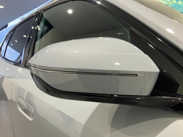 Ｘ３ ２０ｄ　ｘＤｒｉｖｅ　Ｍスポーツ　【正規認定中古車】【全国正規ディーラー保証付／２年・走行距離無制限】弊社デモカー　ＨａｒｍａｎＫａｒｄｏｎ　ドライビングアシスト　フルセグＴＶ　パーキングアシスト　アダプティブＬＥＤヘッドライト　禁煙（8枚目）