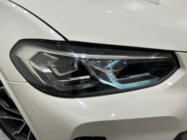 ＢＭＷを熟知したメカニックによる、納車前点検。ドイツ本国と同様の教育・訓練を受けたメカニックが、３６０度によるポイントを徹底的に点検、整備した後にお客様にお引渡しします。