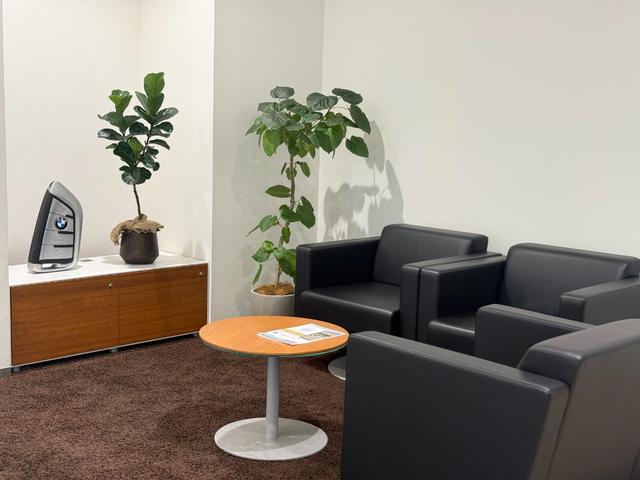 【ＢＭＷ正規ディーラー】ＢＭＷプレミアムセレクション町田鶴川／〒１９５―００６３　東京都町田市野津田町２４１３―６／ＴＥＬ．０４２−７３６−０２９７／営業時間：１０：００ー１８：００