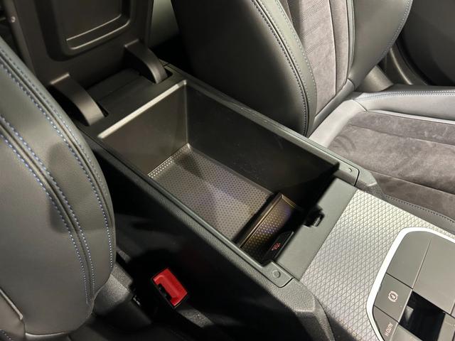 3シリーズ 318iツーリング Mスポーツ 【正規認定中古車】【全国正規ディーラー保証付/2年・走行距離無制限】(35枚目)