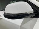 サービスにはドイツ本国と同様に教育と訓練を受け、BMWを知り尽くした「マイスター」が数多く在籍しております。360度による納車前点検整備で、お客様に安心と安全をお届けいたします。