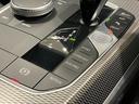 【オートホールド/AUTO H】信号待ちなどでの完全停止中に、ブレーキペダルから足を離しても停止状態を維持し続ける機能です。アクセルと踏むと再発進します。