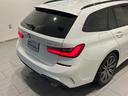 BMWを熟知したメカニックによる、360°チェックを実施。ドイツ本国と同様の教育・訓練を受けたメカニックが、複数項目にもおよぶポイントを徹底的に点検、整備した後にお客様にお引渡しします。