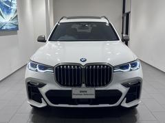 【株式会社モトーレン東名横浜　ＢＭＷ　Ｐｒｅｍｉｕｍ　Ｓｅｌｅｃｔｉｏｎ】　キッズルーム、屋内展示場完備！！ぜひご家族でお気軽にお越し下さいませ。 5