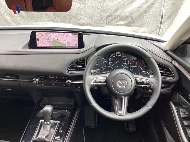 ＣＸ－３０ ２．０　２０Ｓ　レトロスポーツエディション　２ＷＤ　３６０°モニター　レーダークルーズ　ＢＯＳＥスピーカー　専用シート　前シートヒーター　運転席電動シート　２カメラドライブレコーダー　パーキングセンサー１８インチアルミ　オートライト　ＭＲＣＣ（2枚目）