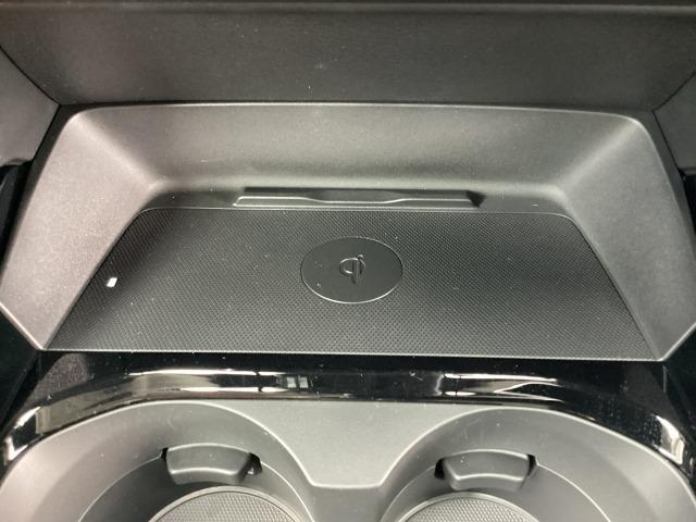 ＣＸ－３０ ２．０　２０Ｓ　レトロスポーツエディション　２ＷＤ　３６０°モニター　レーダークルーズ　ＢＯＳＥスピーカー　専用シート　前シートヒーター　運転席電動シート　２カメラドライブレコーダー　パーキングセンサー１８インチアルミ　オートライト　ＭＲＣＣ（20枚目）