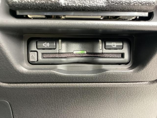 ＣＸ－３０ ２．０　２０Ｓ　レトロスポーツエディション　２ＷＤ　３６０°モニター　レーダークルーズ　ＢＯＳＥスピーカー　専用シート　前シートヒーター　運転席電動シート　２カメラドライブレコーダー　パーキングセンサー１８インチアルミ　オートライト　ＭＲＣＣ（24枚目）