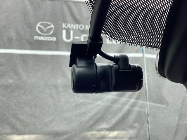 ＣＸ－３０ ２．０　２０Ｓ　レトロスポーツエディション　２ＷＤ　３６０°モニター　レーダークルーズ　ＢＯＳＥスピーカー　専用シート　前シートヒーター　運転席電動シート　２カメラドライブレコーダー　パーキングセンサー１８インチアルミ　オートライト　ＭＲＣＣ（25枚目）