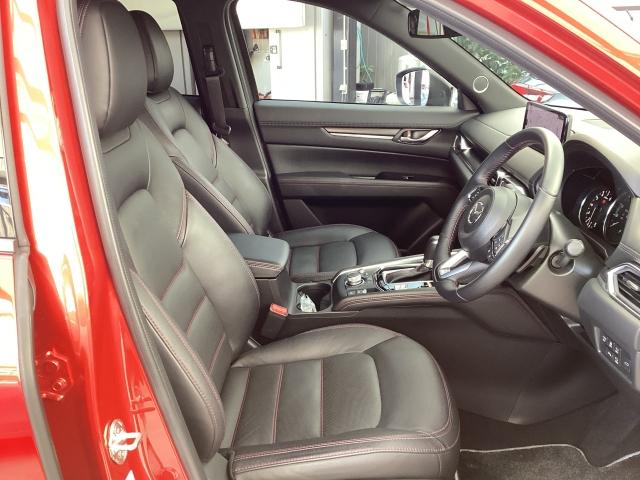 CX-5 2.5 25S スポーツ アピアランス ETC ナビ 360度カメラ MRCC BSM 追従走行 DSC 地デジ 本革 LEDヘッドライト ETC車載器 Pシート BTオーディオ オートエアコン ミュージックプレイヤー接続可 メモリーナビ(7枚目)