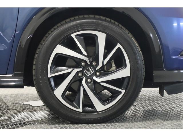 ヴェゼル ハイブリッドＲＳ・ホンダセンシング　１年保証付　運転支援　ドラレコ　ナビ　Ｂカメラ　ＥＴＣ　追従　電動ミラー　ハーフレーザー　車線逸脱防止　ＢＴ接続　デュアルエアコン　サイドＳＲＳ　Ｒカメ　フルオートエアコン　ＵＳＢ接続　両席エアバック（20枚目）