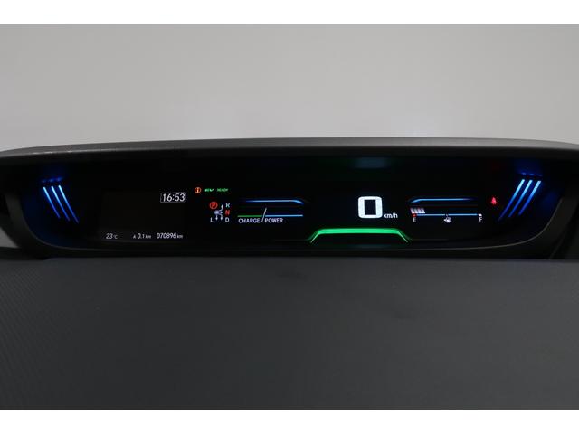 フリード＋ハイブリッド ハイブリッドＧ・ホンダセンシング　そのまんま車両　ワンオーナー　４ＷＤ　運転支援　衝突軽減ブレーキ（ＣＭＢＳ）　アダプティブクルーズコントロール（ＡＣＣ）　ナビ　バックカメラ　ＥＴＣ　フルセグ　Ｂｌｕｅｔｏｏｔｈ　シートヒーター　四駆（7枚目）