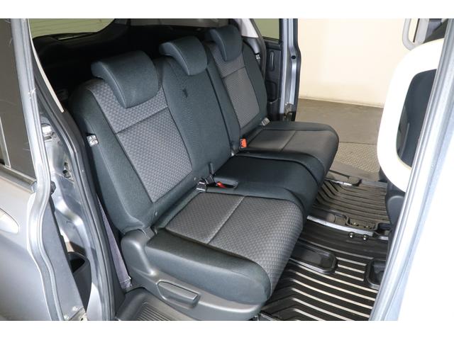 フリード＋ハイブリッド ハイブリッドＧ・ホンダセンシング　そのまんま車両　ワンオーナー　４ＷＤ　運転支援　衝突軽減ブレーキ（ＣＭＢＳ）　アダプティブクルーズコントロール（ＡＣＣ）　ナビ　バックカメラ　ＥＴＣ　フルセグ　Ｂｌｕｅｔｏｏｔｈ　シートヒーター　四駆（15枚目）