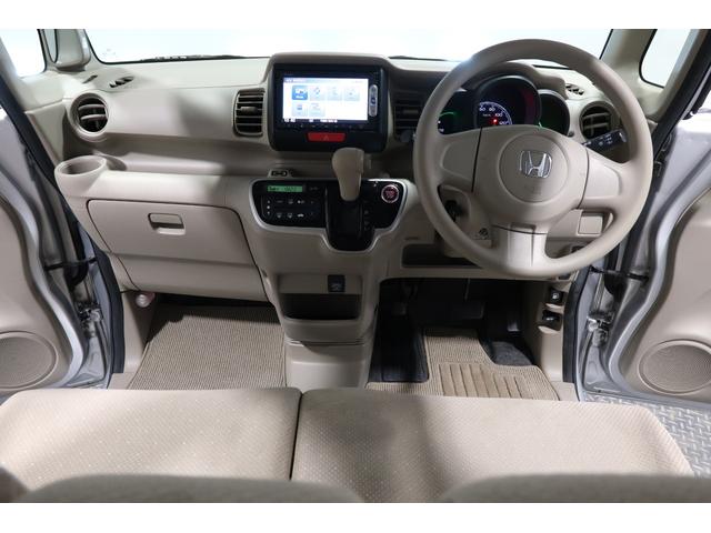 Ｎ－ＢＯＸ Ｇ　ホンダ認定中古車　１年保証付　禁煙車　両席エアバック　　アイドリングストップ　ナビ　バックカメラ　ＥＴＣ　ＣＤ再生　フロアマット　スマートキー２本　両側スライドドア　スマキ－　ＡＵＴＯエアコン　エアＢ（7枚目）