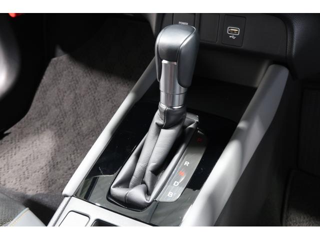 フィット ｅ：ＨＥＶＲＳ　ホンダ認定中古車　２年保証　デモカー　禁煙車　運転支援　衝突軽減ブレーキ（ＣＭＢＳ）　誤発進抑制機能　渋滞追従付クルコン（ＡＣＣ）　ドラレコ　コネクトナビ　バックカメラ　ＥＴＣ　フルセグＴＶ　ＵＳＢ（12枚目）
