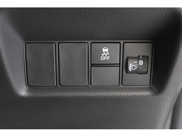 フィット ｅ：ＨＥＶＲＳ　ホンダ認定中古車　２年保証　デモカー　禁煙車　運転支援　衝突軽減ブレーキ（ＣＭＢＳ）　誤発進抑制機能　渋滞追従付クルコン（ＡＣＣ）　ドラレコ　コネクトナビ　バックカメラ　ＥＴＣ　フルセグＴＶ　ＵＳＢ（17枚目）