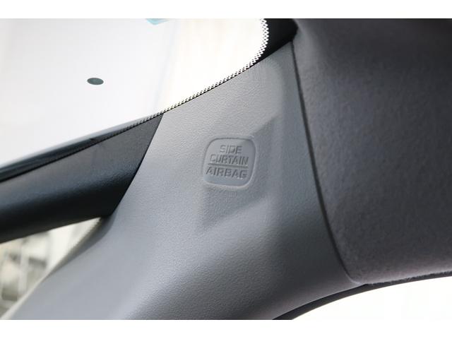 フィット ｅ：ＨＥＶＲＳ　ホンダ認定中古車　２年保証　デモカー　禁煙車　運転支援　衝突軽減ブレーキ（ＣＭＢＳ）　誤発進抑制機能　渋滞追従付クルコン（ＡＣＣ）　ドラレコ　コネクトナビ　バックカメラ　ＥＴＣ　フルセグＴＶ　ＵＳＢ（24枚目）