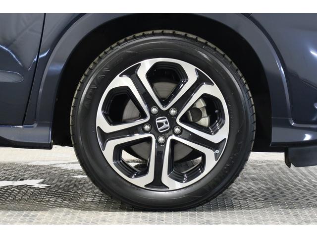 ヴェゼル ハイブリッドZ・ホンダセンシング ホンダ認定中古車 1年保証 ワンオーナー 禁煙車 衝突軽減ブレーキ(CMBS) 誤発進抑制機能 アダプティブクルコン(ACC) 前後ドラレコ ナビ バックカメラ ETC フルセグTV シートヒーター(30枚目)