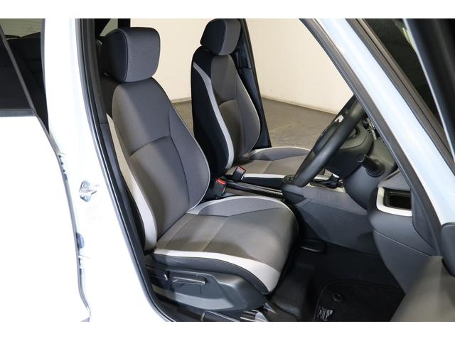 フィット ｅ：ＨＥＶクロスター　ホンダ認定中古車　２年保証　ワンオーナー　禁煙車　安全運転支援　衝突軽減ブレーキ（ＣＭＢＳ）　誤発進抑制機能　渋滞追従付クルコン（ＡＣＣ）　前後ドラレコ　コネクトナビ　バックカメラ　ＥＴＣ　フルセグ（28枚目）