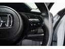 Hondaセンシングの機能のひとつ、アダプティブクルーズコントロール付!アクセルから足を離しても設定したスピードと前車との車間を保ち走行してくれます!車線維持もアシスト☆高速道路で疲労軽減ですね☆