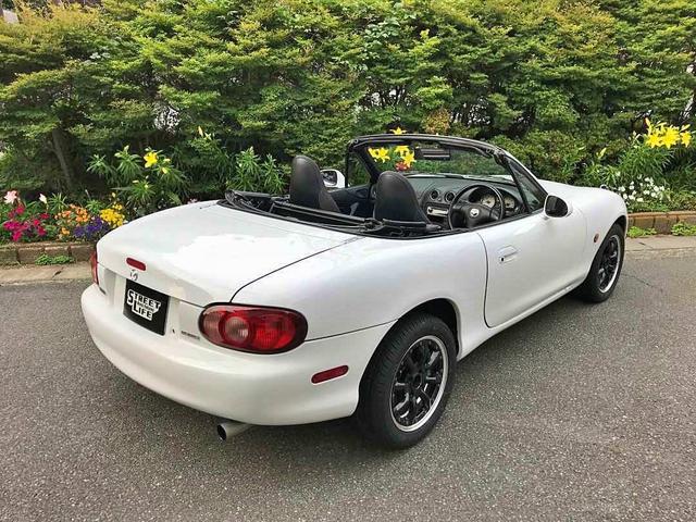 ロードスター ＳＰ　５速マニュアル　ＥＴＣ　キーレス　ワタナベ１５インチ新タイヤ　走行１３．５万ｋｍ　車検８年６月　整備点検済（11枚目）