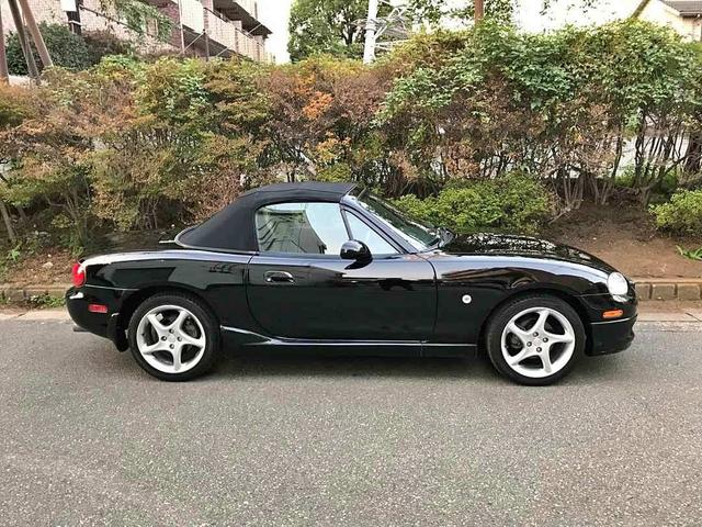 ロードスター ＳＰ　５速マニュアル　純正エアロ　純正１６インチ　ＥＴＣ　社外マフラー　車検８年７月　タイベル交換整備済（4枚目）