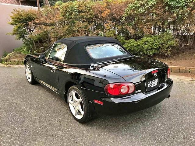 ロードスター ＳＰ　５速マニュアル　純正エアロ　純正１６インチ　ＥＴＣ　社外マフラー　車検８年７月　タイベル交換整備済（9枚目）