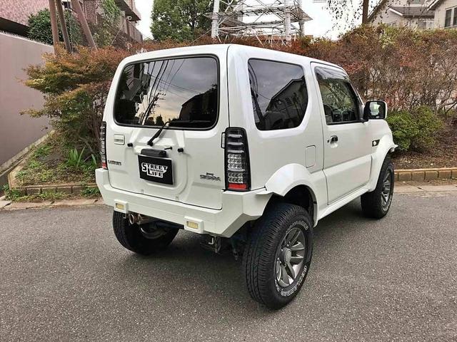 ジムニーシエラ ランドベンチャー　５速マニュアル　最終９型　リフトアップ　ショートバンパー　ラテラルロッド　社外マフラー　ナビＴＶ　ＥＴＣ　車検整備付　走行５．６万ｋｍ　社外品有（8枚目）