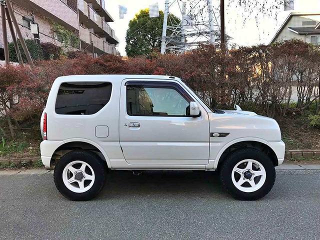 ジムニー ランドベンチャー　５速マニュアル　社外ショック　調整式ラテラルロッド　ＥＴＣ　キーレス　シートヒーター　ドラレコ　車検８年４月　走行６．１万ｋｍ　整備済（4枚目）