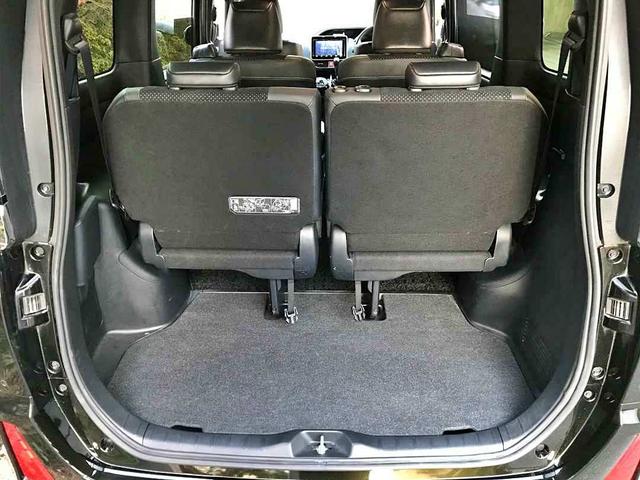 ヴォクシー ZS 煌III 純正大型ナビTV 12インチ後席モニター バックカメラ ETC 両側パワースライドドア スマートキー クルーズコントロール LEDライト トヨタセーフティセンス 車検9年12月 走行3.7万 保証付(16枚目)