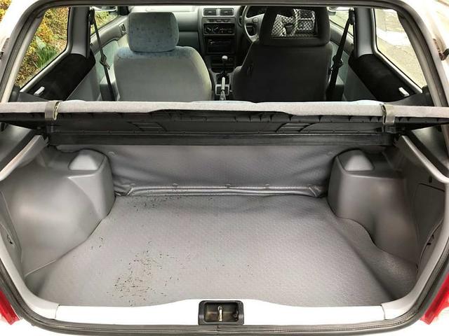 スターレット ルフレｆ　エクストラパッケージ　４速マニュアル　Ｐ／Ｓ　Ｐ／Ｗ　ＥＴＣ　ＥＮＫＥＩアルミ　ＲＥＣＡＲＯシート　新クラッチ交換済　整備済　車検１０年１月　走行１０．５万ｋｍ（18枚目）