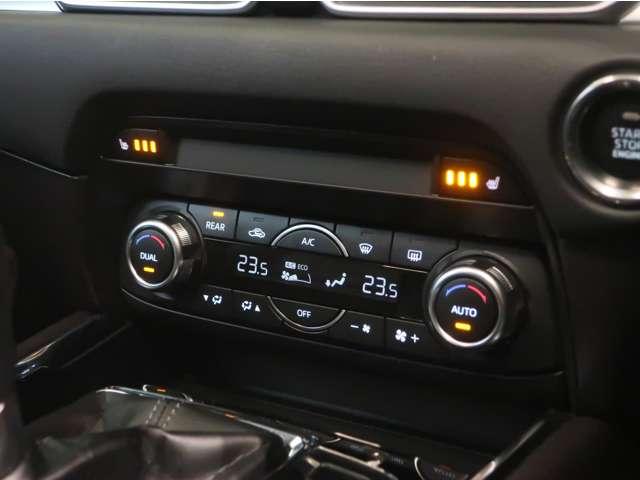 運転席＆助手席にシートヒーター付き！　快適なドライブを！！