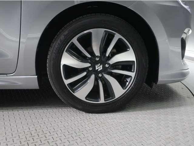 スイフト １．２　ＲＳ　３６０度モニター・ドライブレコーダー・ＥＴＣ車　追従式クルーズコントロール　ＬＥＤライト　カーテンエアバッグ　メモリーナビ　盗難防止システム　横滑り防止機能　オートエアコン　パワーウインドウ　ＥＴＣ（12枚目）