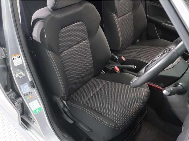 スイフト １．２　ＲＳ　３６０度モニター・ドライブレコーダー・ＥＴＣ車　追従式クルーズコントロール　ＬＥＤライト　カーテンエアバッグ　メモリーナビ　盗難防止システム　横滑り防止機能　オートエアコン　パワーウインドウ　ＥＴＣ（15枚目）