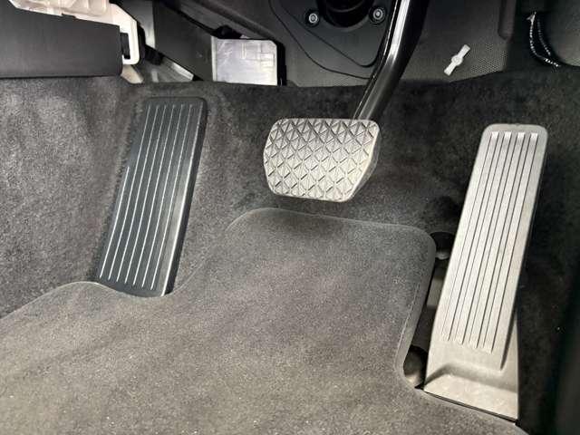 CX-80 3.3 XDハイブリッド エクスクルーシブ モダン ディーゼ パノラマサンルーフ BOSEサウンドシステム(6枚目)