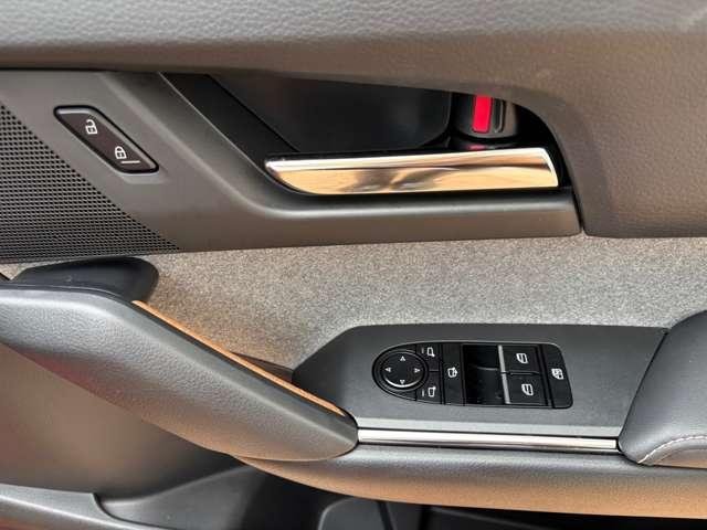 MX-30 2.0 ナチュラル モノトーン シートヒーター 360°カメラ ナビ パワーシート 純正18インチアルミホイール(16枚目)