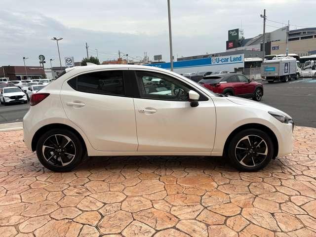 ＭＡＺＤＡ２ １．５　１５スポルトプラス　新車香り　電動シート　シートヒーター　３６０°　アダプティブクルーズコントロール　バックカメラ　ＬＥＤヘッドランプ　シートヒーター　衝突被害軽減ブレーキ（3枚目）