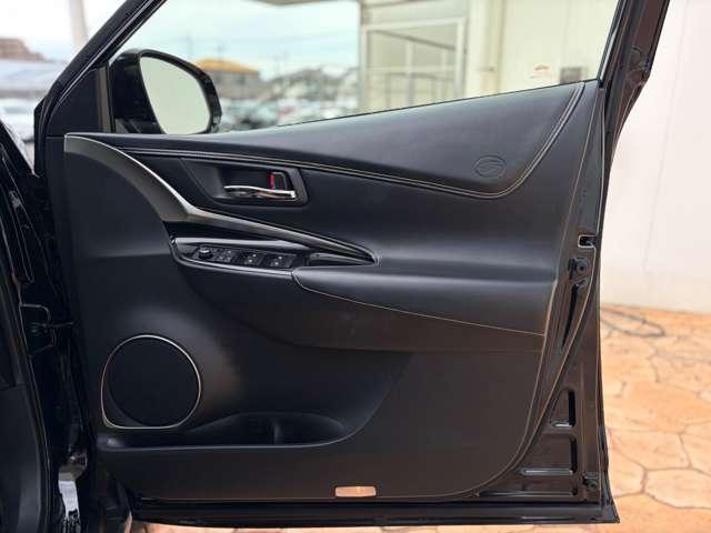 ハリアー 2.0 エレガンス ETC バックカメラ AM/FMラジオ イモビ PWシート スマ-トキ- サイドエアバッグ クルコン 横滑防止装置 ナビTV メモリナビ ETC車載器 キーレス LEDヘッド フルオートエアコン(12枚目)