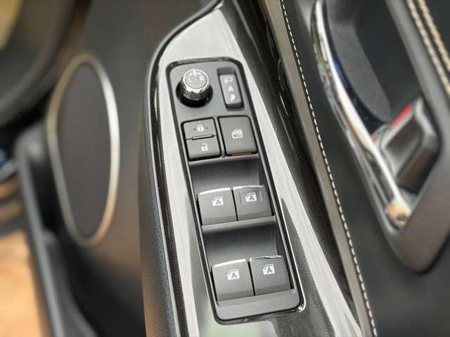 ハリアー 2.0 エレガンス ETC バックカメラ AM/FMラジオ イモビ PWシート スマ-トキ- サイドエアバッグ クルコン 横滑防止装置 ナビTV メモリナビ ETC車載器 キーレス LEDヘッド フルオートエアコン(17枚目)