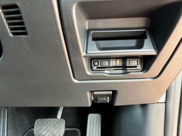 CX-60 3.3 XD Sパッケージ ディーゼルターボ ETC 電動シート 禁煙 レーダークルコン USB 地デジ DSC AW LEDヘッドライト 盗難防止装置 パワーウィンドウ エアコン バックカメラ ETC 前席シートヒーター キーレスエントリー(14枚目)