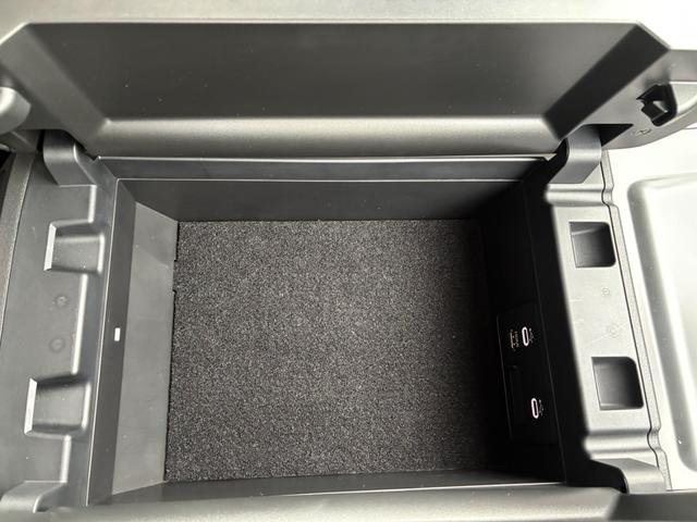 CX-60 3.3 XD Sパッケージ ディーゼルターボ ETC 電動シート 禁煙 レーダークルコン USB 地デジ DSC AW LEDヘッドライト 盗難防止装置 パワーウィンドウ エアコン バックカメラ ETC 前席シートヒーター キーレスエントリー(30枚目)