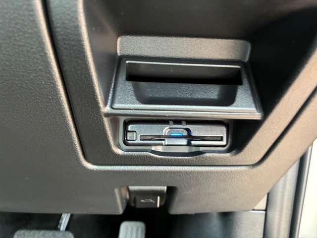 ＣＸ－６０ ３．３　ＸＤ　Ｌパッケージ　ディーゼルターボ　４ＷＤ　ＥＴＣ　グレージュ本革シート　Ｂｌｕｅｔｏｏｔｈ　バックカメラ　　ＬＥＤ　ＡＷ　ＥＴＣ　４ＷＤ　オートハイビーム　スマートキー　シートヒーター　アイドリングストップ　ターボ　オートエアコン（8枚目）