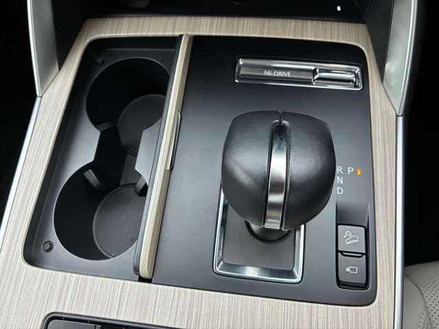 ＣＸ－６０ ３．３　ＸＤ　Ｌパッケージ　ディーゼルターボ　４ＷＤ　ＥＴＣ　グレージュ本革シート　Ｂｌｕｅｔｏｏｔｈ　バックカメラ　　ＬＥＤ　ＡＷ　ＥＴＣ　４ＷＤ　オートハイビーム　スマートキー　シートヒーター　アイドリングストップ　ターボ　オートエアコン（18枚目）