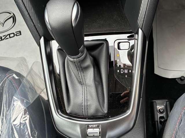 MAZDA2 1.5 15スポルト AM/FMラジオ 360°ビューモニター フルセグ レーダークルーズコントロール アイドリングストップ フルオートエアコン スマートキー キーフリー 横滑り防止装置 アルミホイール Bカメラ(20枚目)