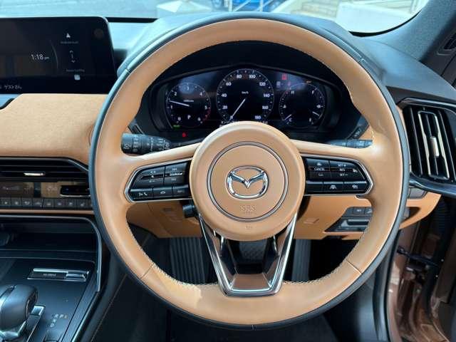 ＣＸ－８０ ３．３　ＸＤハイブリッド　プレミアム　スポーツ　ディーゼルタ　３６０°モニター　ＢＯＳＥサウンドシステム　ＥＴＣ　３６０度　レーダークルーズ　パノラマサンルーフ　クリアランスソナー　パワーシート　衝突被害軽減システム　革シート　ＥＴＣ　シートヒーター　４ＷＤ（9枚目）