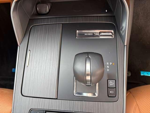 ＣＸ－８０ ３．３　ＸＤハイブリッド　プレミアム　スポーツ　ディーゼルタ　３６０°モニター　ＢＯＳＥサウンドシステム　ＥＴＣ　３６０度　レーダークルーズ　パノラマサンルーフ　クリアランスソナー　パワーシート　衝突被害軽減システム　革シート　ＥＴＣ　シートヒーター　４ＷＤ（15枚目）