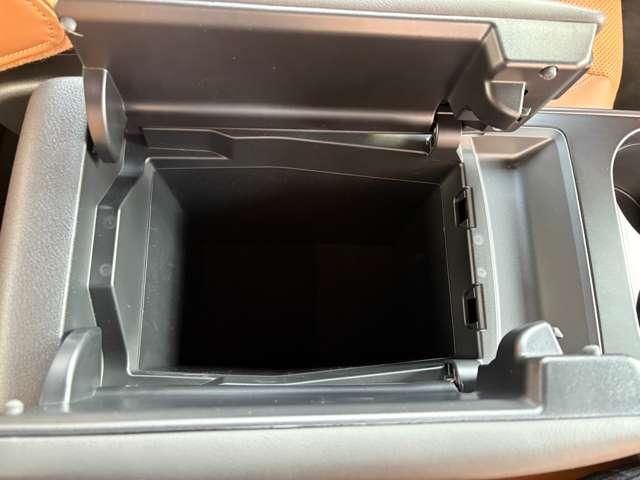 ＣＸ－８０ ３．３　ＸＤハイブリッド　プレミアム　スポーツ　ディーゼルタ　３６０°モニター　ＢＯＳＥサウンドシステム　ＥＴＣ　３６０度　レーダークルーズ　パノラマサンルーフ　クリアランスソナー　パワーシート　衝突被害軽減システム　革シート　ＥＴＣ　シートヒーター　４ＷＤ（17枚目）