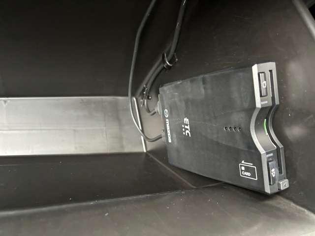 ＣＸ－５ ２．２　ＸＤ　ブラックトーンエディション　ディーゼルターボ　ＥＴＣ　ドラレコ前後　電動シート　ＬＥＤライト　アドバンスドキー　ＥＴＣ　運転席パワーシート　前席シートヒーター　ターボ　ＤＳＣ　ナビＴＶ　バックカメラ　盗難防止装置　キーフリー　フロントカメラ（9枚目）